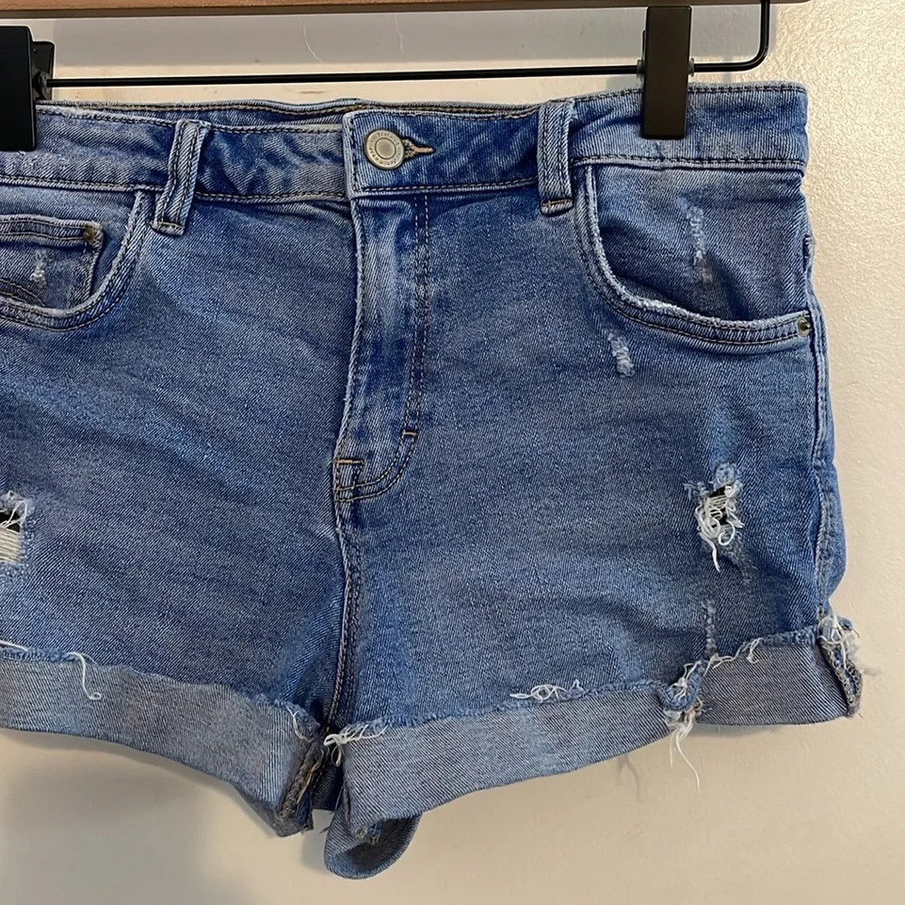 Zara Distressed Denim Shorts 4
